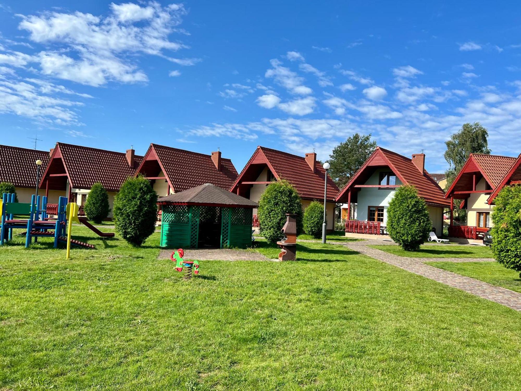 Lazur Domki Wypoczynkowe Dźwirzyno Kültér fotó